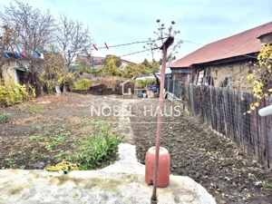 Casa si teren, central Barlad, str Al Sahia - imagine 3