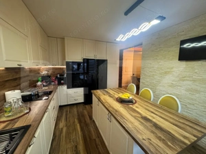 Apartament de vanzare, 133 mp utili, zona Careiului - imagine 3