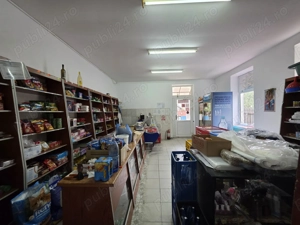 Casa cu teren  2440mp + Magazin alimentar De vânzare!! - imagine 10
