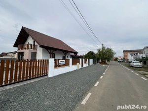 Vand Casa Individuala