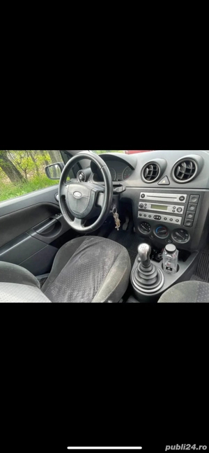 Ford fiesta  2005