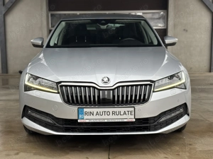 Skoda Superb 2.0 TDI DSG Style - imagine 2