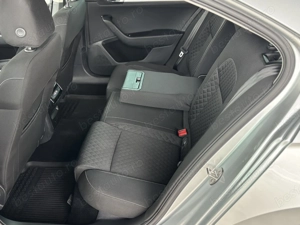 Skoda Superb 2.0 TDI DSG Style - imagine 6