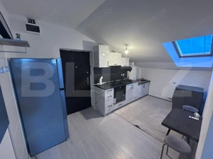 Studio 40mp, Zona Coloanei Infinitului