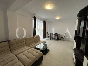 SX536 Dumbravita Dechatlon, Etaj Intermediar