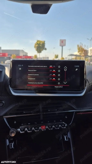 Peugeot 2008 1.2 PureTech EAT8 STT GT Pack - imagine 8