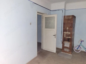 Apartament Caransebes ,zona Balta Sărată bl.8 etaj 2 - imagine 4