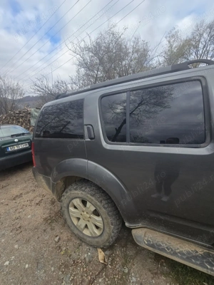 Nissan Pathfinder  - imagine 3