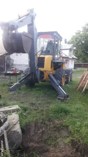 Buldoexcavator XCMG  de 9.3T - imagine 10