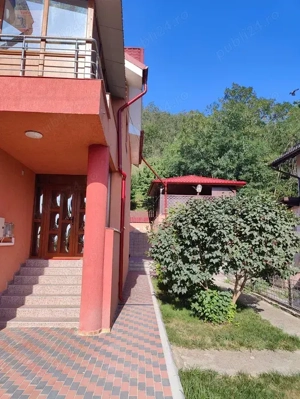 Vila Șerbănești P+E1+M (zona Piazzeta Titanic Granit) - imagine 4