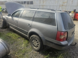 VW Passat 2001 ptr piese