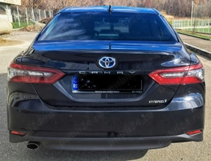 Toyota Camry 2.5 Hybrid - imagine 2
