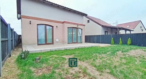 Casă modernă cu 5 camere de vânzare în cartierul Westfield, Arad - imagine 2