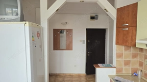 Vand apartament 3 camere in Deva, zona Piata Victoriei, etaj 3, mobilat - imagine 14