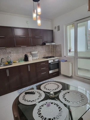 Vanzare apartament 3 camere, mobilat, utilat, bloc 2011, Titan-Diham