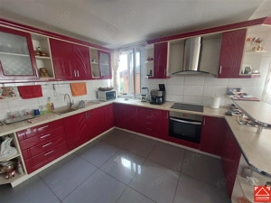 Casa cu 10 camere pentru pensiune sau locuit - imagine 5