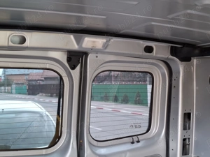 Vând Renault Trafic 2.0DCI,7600 euro,stare foarte bună  - imagine 5