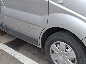 Vând Renault Trafic 2.0DCI,7600 euro,stare foarte bună  - imagine 3