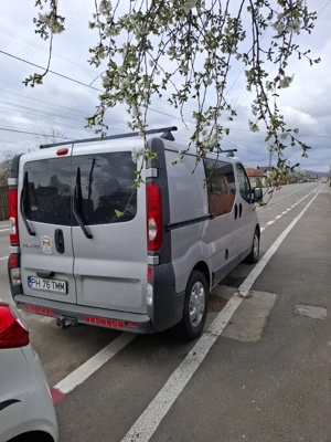 Vând Renault Trafic 2.0DCI,7600 euro,stare foarte bună 