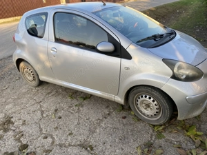 Vând Toyota aygo 2008 automata - imagine 4
