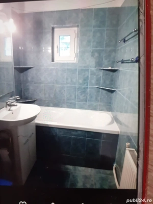 Închiriez apartament cu trei camere semidecomandat 