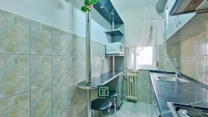 Apartament cu 3 camere de vânzare în cartierul Aurel Vlaicu, Arad - imagine 6