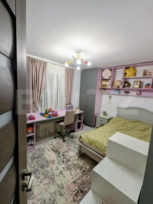 Eleganță și funcționalitate: Casă P+M de vânzare în Lunca Cetățuii - imagine 4