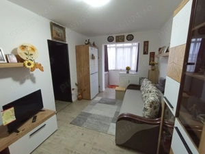Vând apartament două camere zona Vlaicu