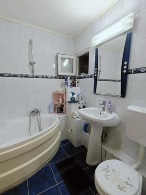 Vanzare Apartament 3 Camere Decomandat Aparatorii Patriei-Al.Tomesti - imagine 7