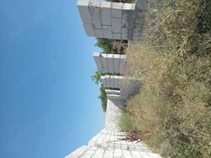 Vand casa neterminata 