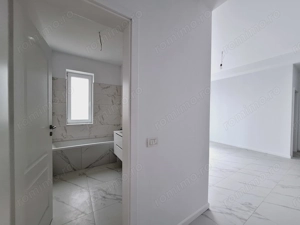 Bloc nou finalizat. Etaj intermediar. Bucatarie inchisa. - imagine 8