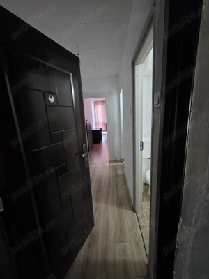 Vând Garsoniera 31 mp Resita  