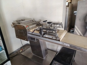 Vând mașină de format franzela - imagine 2