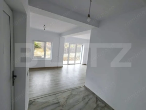 Proprietate deosebită cu design modern și finisaje premium, Bârnova - imagine 2