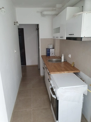 Vand garsoniera Trivale, etaj 2 4, renovata integral - imagine 3