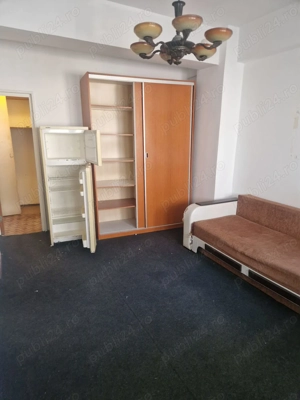 Garsoniera metrou Obor 