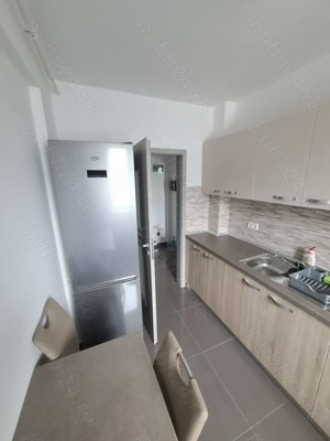 Vand apartament 2 camere. - imagine 5
