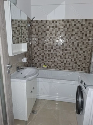 Vand apartament 2 camere. - imagine 3