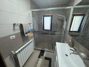 Casa si teren langa lacul Pangarati , mobilata si utilata - imagine 13