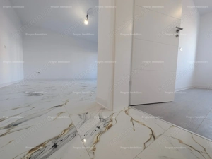 Apartament 2 camere - finisaje Premium - 83.000 Euro - parcare inclusa - imagine 3