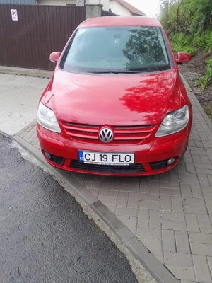  VW Golf 5 Plus 1.9 TDI   140 CP, 6 trepte   stare excelentă  Culoare: Roșie Cutie: Manuală (6 tre - imagine 2