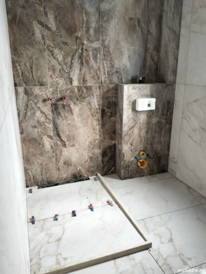 Angajare muncitorii construcții 