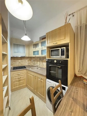 MEDICINA - ETAJ 2 - GARAJ+BOXA CF - 3 CAMERE - 2 BAI - CENTRALA PROPRIE - CLIMA