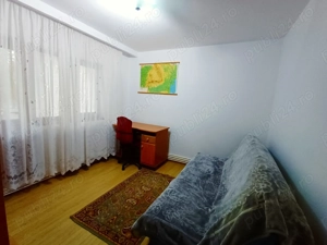 Inchiriez apartament cu 2 camere mobilat in micro 17 etajul 1. - imagine 7