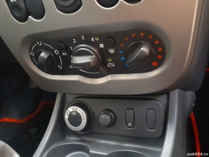 Dacia Duster 4x4 Prestige - imagine 3