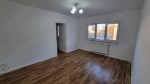 Vând apartament 2 camere, parțial decomandat, et.1, supr. 36,5 mp,  situat pe str. Liviu Rebreanu - imagine 2