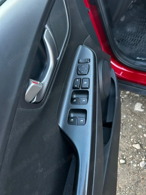 Autoturism Hyundai Kona  - imagine 7