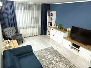 Proprietar-vând apartament 3 camere dec.