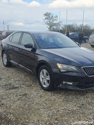 Skoda Superb 2017 2.0 150cp - imagine 5