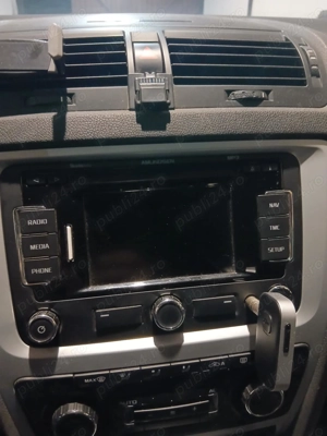 Vând navigatie RNS 310 AMUNDSEN ŠKODA an 2011 Noiembrie